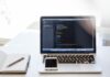 Informatyk – jak nim zostać? laptop